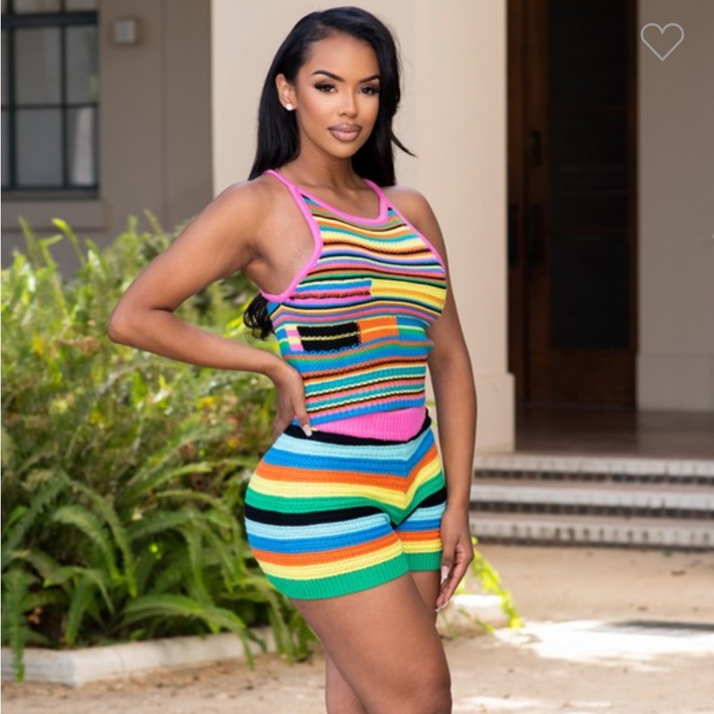 Striped knitted set.